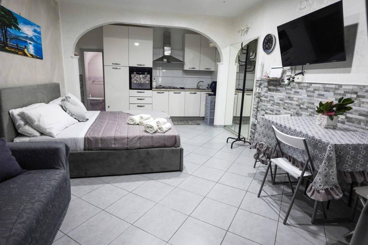 Housepurgatorio14 Centro Storico Apartman Nápoly Kültér fotó